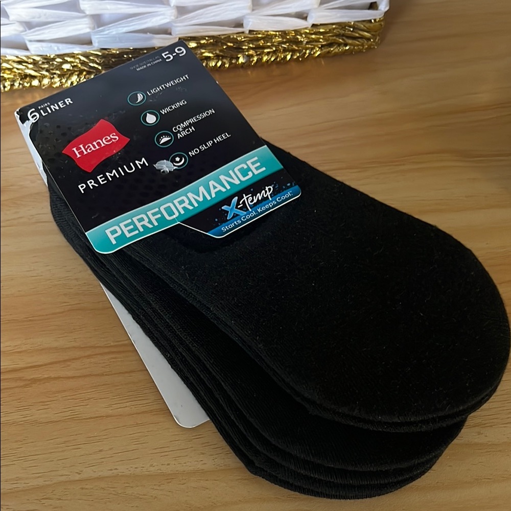Hanes 6 Pairs Liner Black Premium Performance Socks-Shoe 5-9